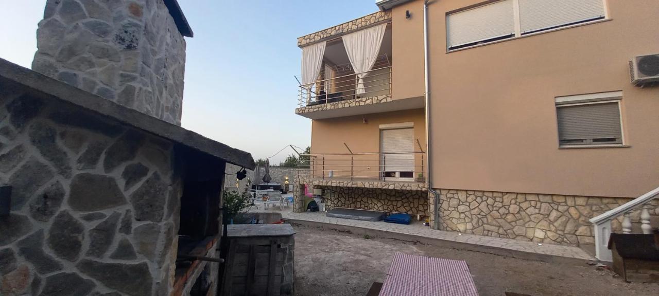 Apartments Adriana Bilice Buitenkant foto