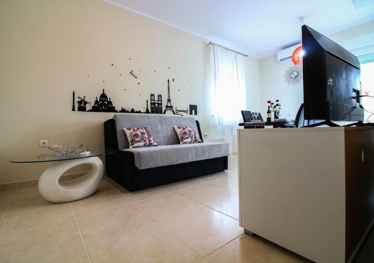 Apartments Adriana Bilice Buitenkant foto